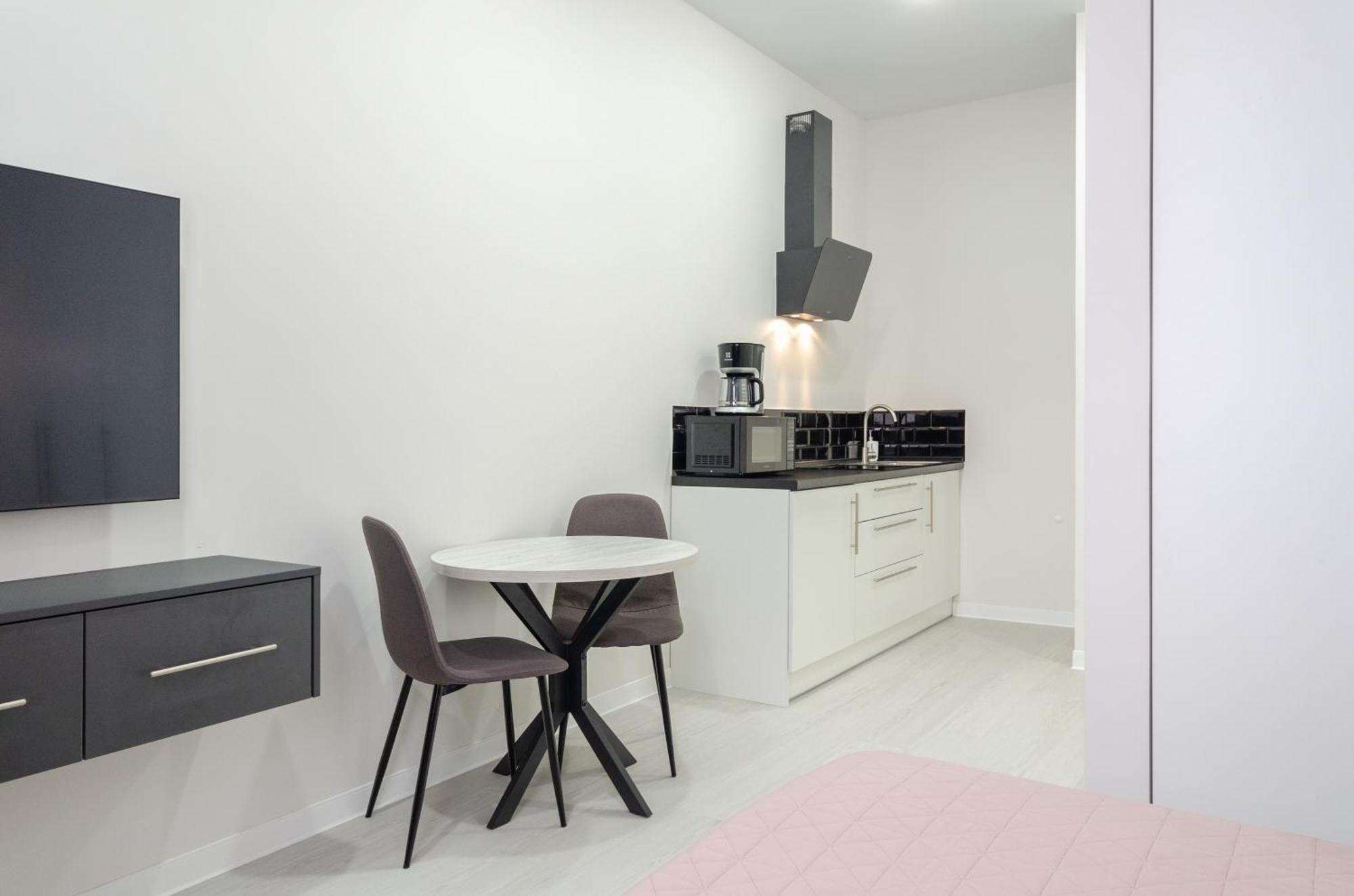 Petrovdom Inn Rc Diplomat Hall -The Smart Hotel Apartment Panoramic City View I Kiev Buitenkant foto