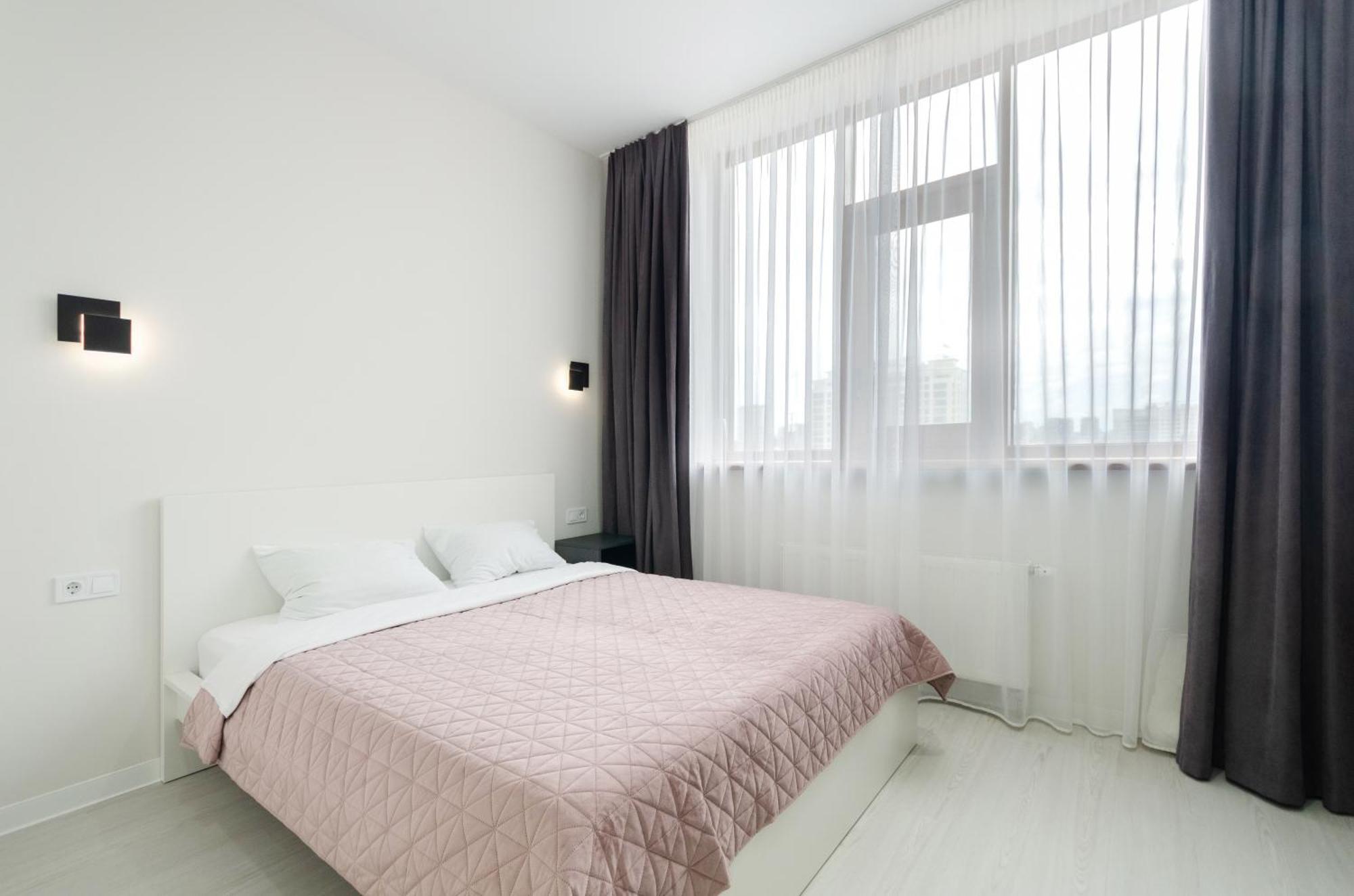 Petrovdom Inn Rc Diplomat Hall -The Smart Hotel Apartment Panoramic City View I Kiev Buitenkant foto