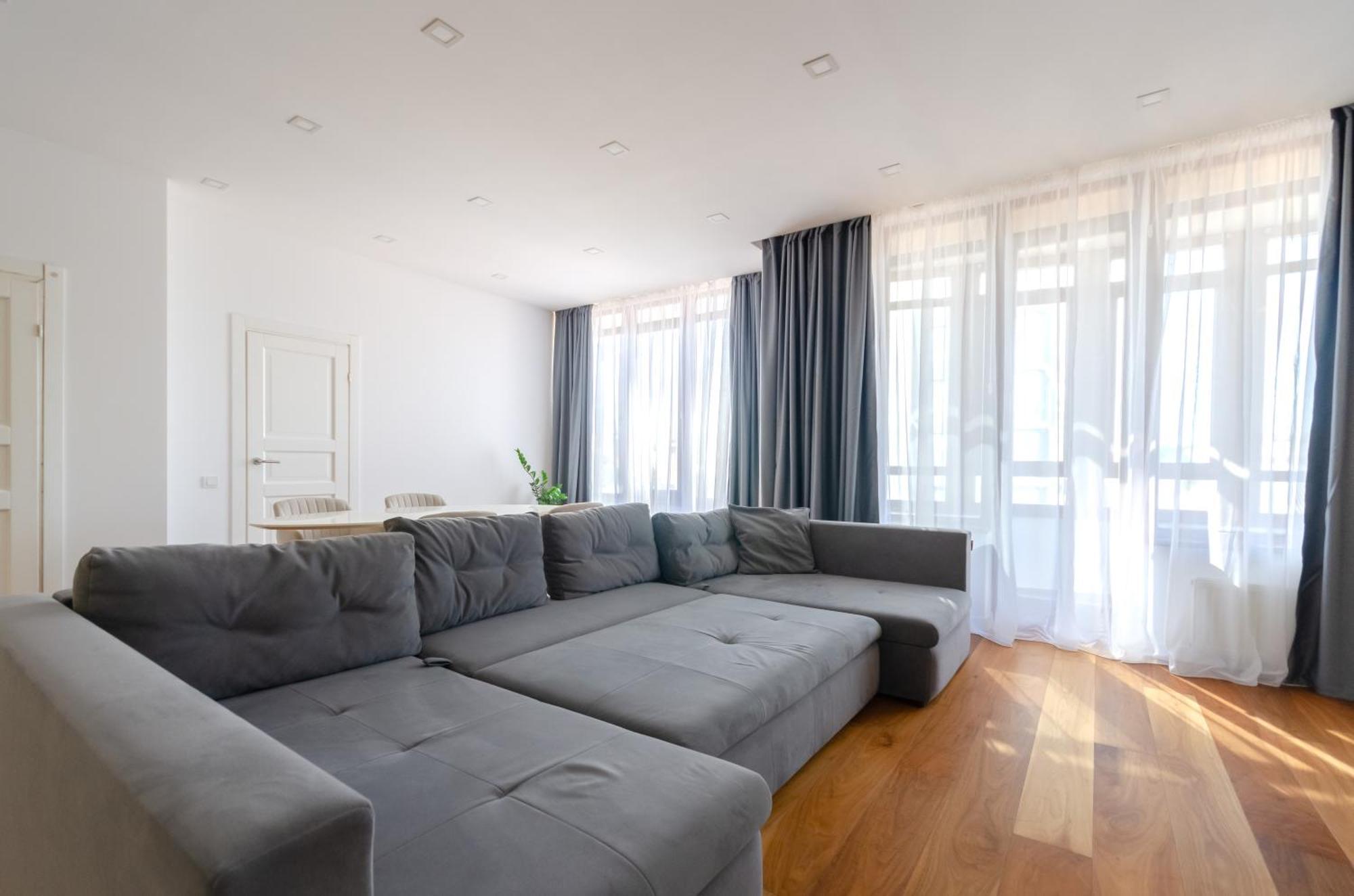 Petrovdom Inn Rc Diplomat Hall -The Smart Hotel Apartment Panoramic City View I Kiev Buitenkant foto