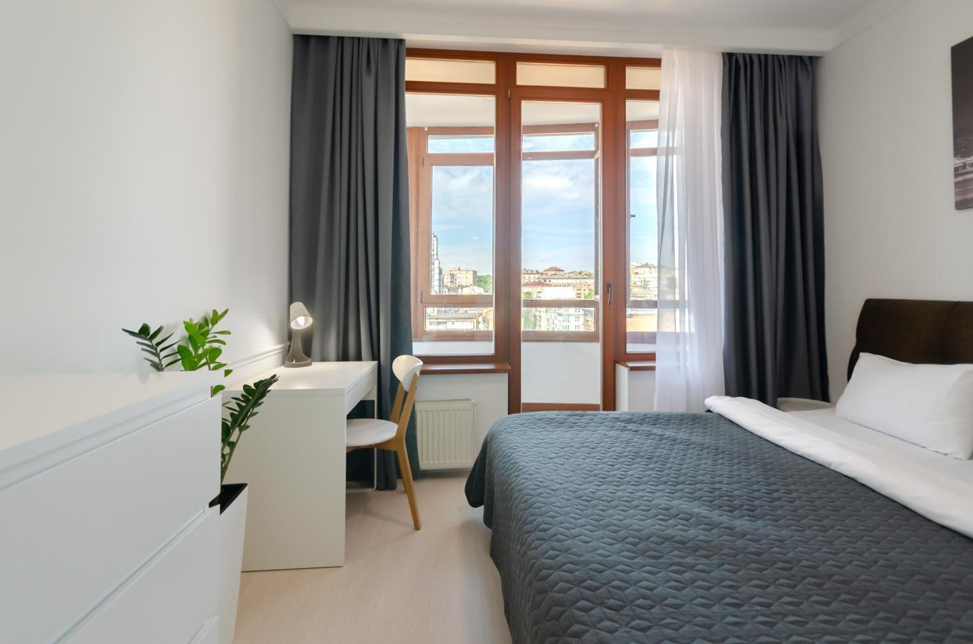 Petrovdom Inn Rc Diplomat Hall -The Smart Hotel Apartment Panoramic City View I Kiev Buitenkant foto